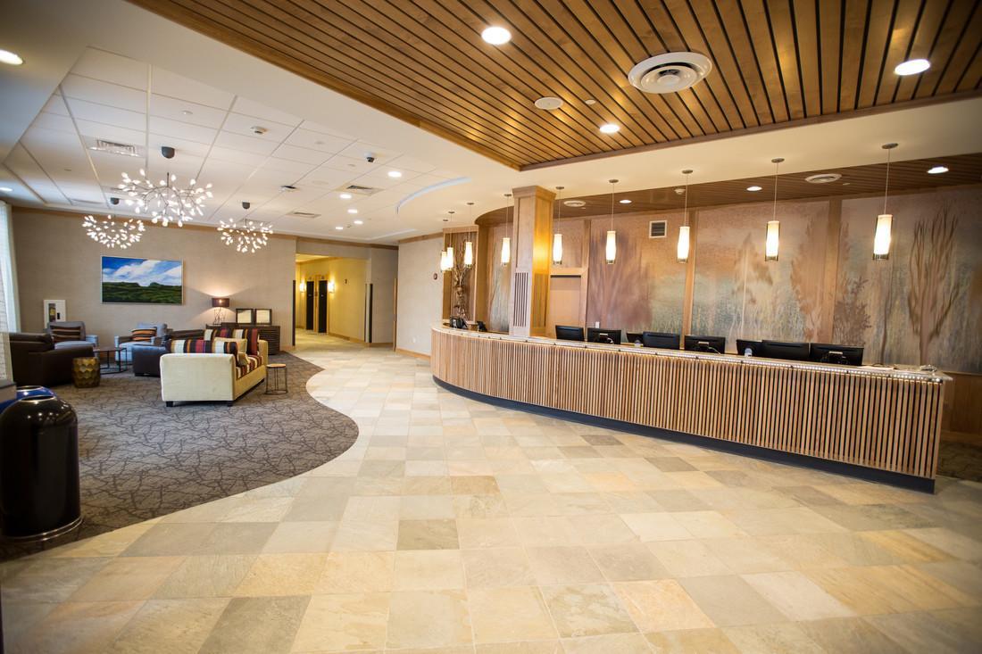 Burke Mountain Hotel And Conference Center Exterior photo